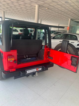 Jeep Wrangler 4.0 Techo Lona (AM 2002)