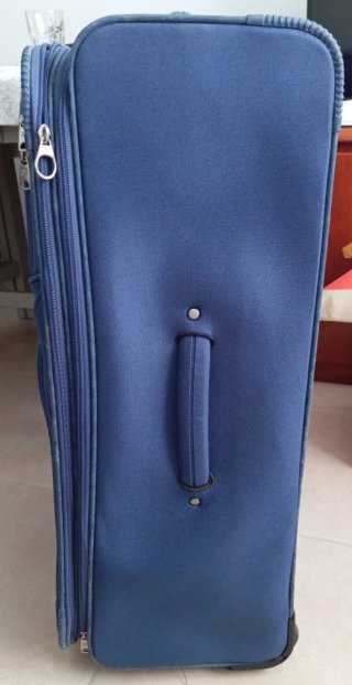 Maleta muy grande American Tourister azul