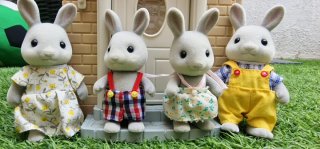 Conejo Sylvanian Families Colita de Algodón