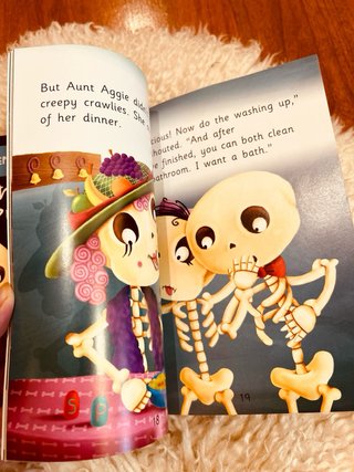 (6-9)Pack de 2 libros en inglés – Creepy Castle
