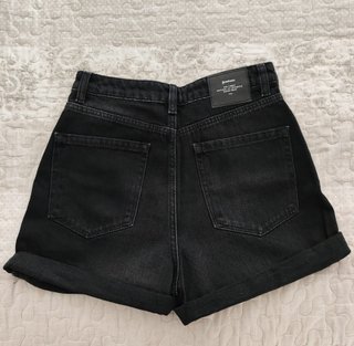 Lote 2 Shorts Stradivarius Negro y Azul