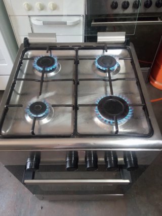 Cocina de gas con horno (butano)