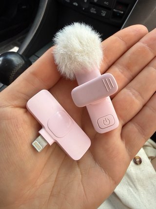 Micrófono inalámbrico rosa para iPhone