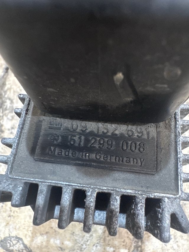 Relé precalentamiento Opel 09132691