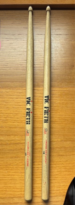 Baquetas Vic Firth American Classic 5B