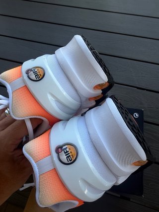 Nike Air Max DN8 nuove
