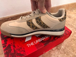 Zapatillas XTI beige con detalles en animal print