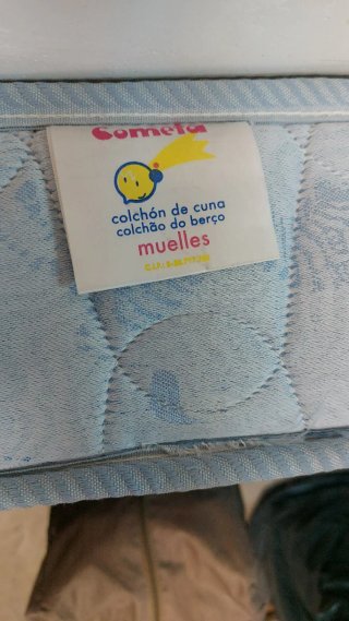 Cuna de viaje plegable