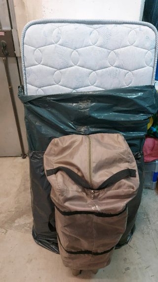Cuna de viaje plegable