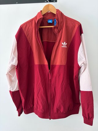 Chaqueta Adidas Originals Roja y Rosa
