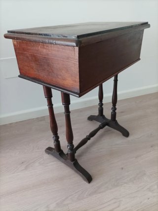 Mueble Auxiliar costurero, joyero tocador