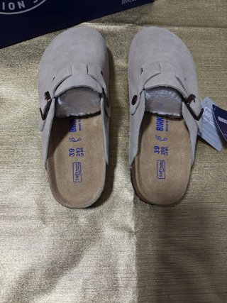 Zuecos Birkenstock Boston beige Talla 39