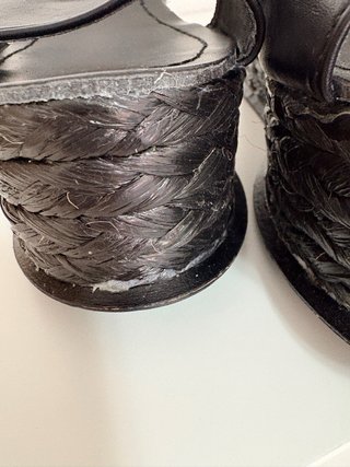 Sandalias cuña Camila's negras