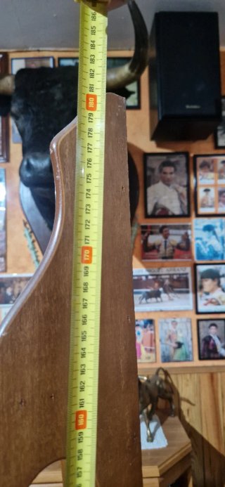 Estantería de esquina de madera