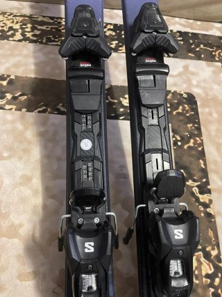 Esquís Salomon Stance F76 162cm
