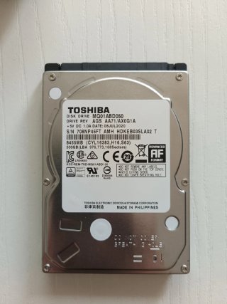 Consola PS4 Slim 1TB + 5 Juegos + 2 Mandos