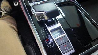 AUDI Q8 55 TFSIe S Line Plus quattro tip