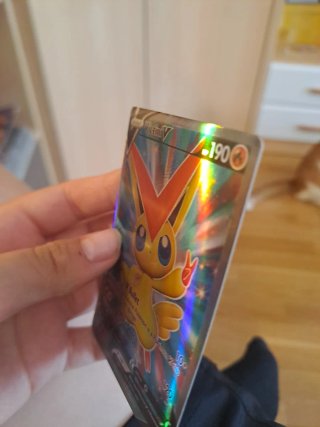 Carta Pokémon Victini V 134/163