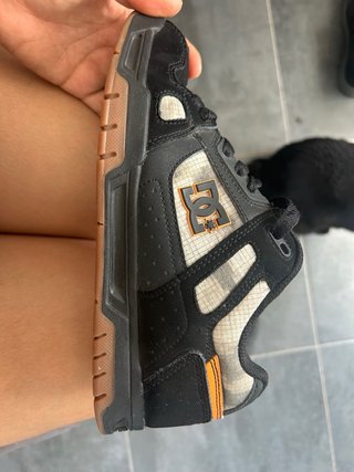Zapatillas DC Chunky Negras y Naranjas