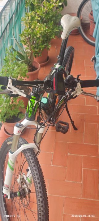Bicicleta Scott Montaña