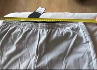 Pantalón corto deportivo gris talla L