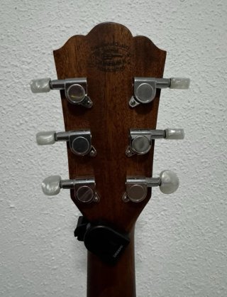 Guitarra Acústica Washburn HF11S