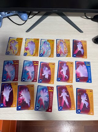 64 Cartas Dragon Ball (50 Especiales)