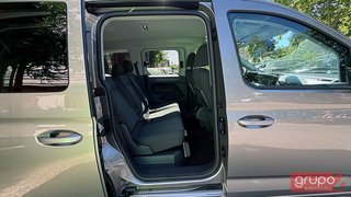 FORD Tourneo Connect 2.0 Ecoblue SWB L1 Titanium1