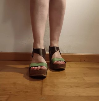 Yokono Sandalias de piel y cuña anatómica