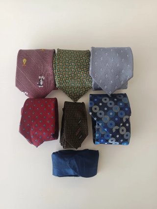 Lote 6 corbatas+1 regalo: seda y poliéster
