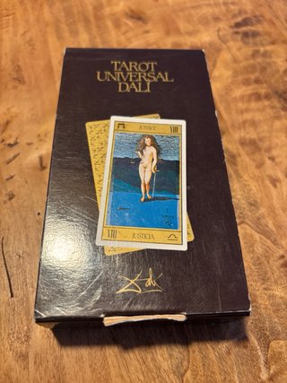 Tarot Universal Dalí 1ª Ed. Española 1984 Naipes