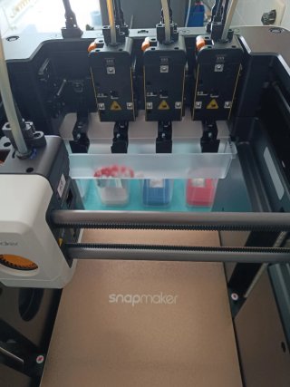 Impresora 3D Snapmaker prácticamente a estrenar