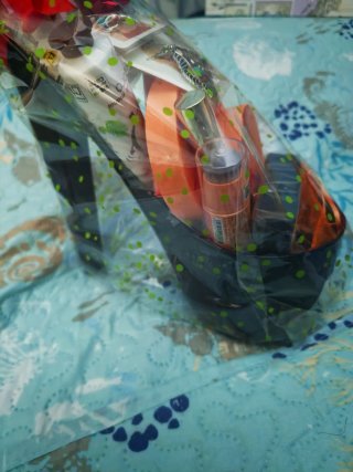 Lote Belleza Mujer:Perfume,Maquillaje nuevo tacon.
