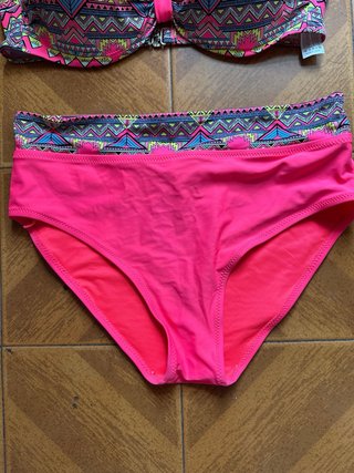 Bañador bikini estampado geométrico