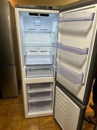 Nevera Beko plateada 185×60 No frost