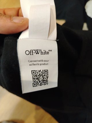 Camicia tributo nera Off-White