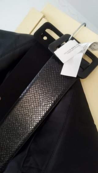 Gabardina Zara Negra Nueva