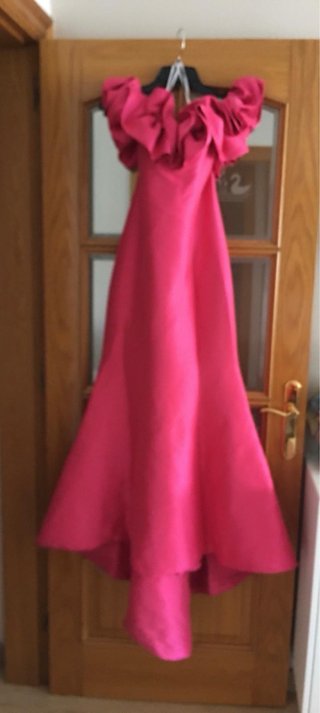 Vestido rosa con volantes