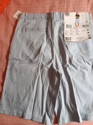 Bermudas mujer celestes verano