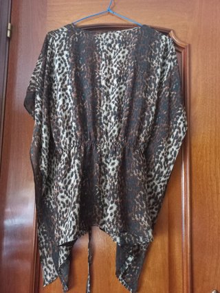 Casaca con top estampado