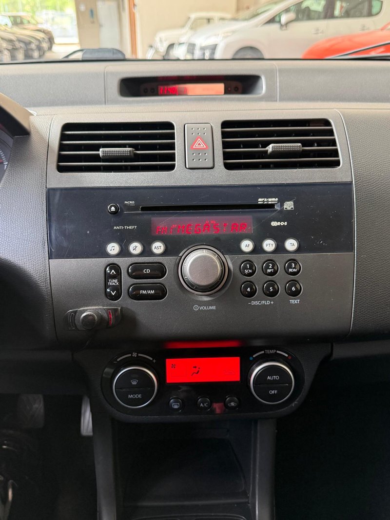 Suzuki Swift 1.3 DDis GL 3p 2010, foto 10