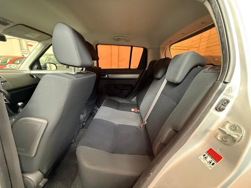 Suzuki Swift 1.3 DDis GL 3p 2010, foto 14