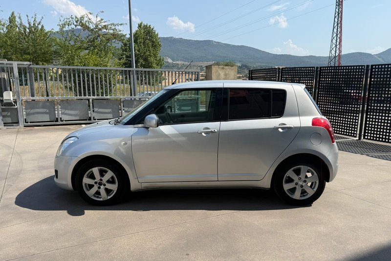 Suzuki Swift 1.3 DDis GL 3p 2010, foto 15