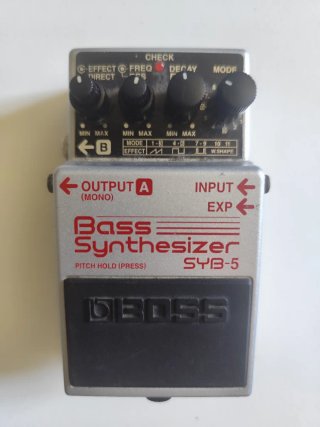 Boss SYB-5 Bass Synthesizer Pedal de segunda mano por 80 EUR en