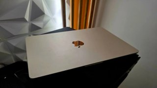 MacBook Air M2, 13,6" (2022) Blanco Estelar