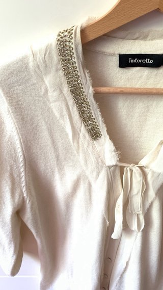 Blusa Tintoretto crema con abalorios
