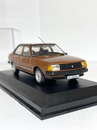 Renault 18 (1980) escala 1/43