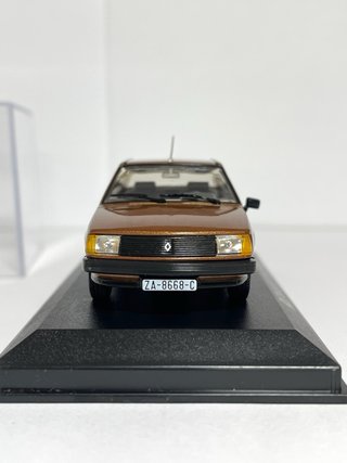 Renault 18 (1980) escala 1/43