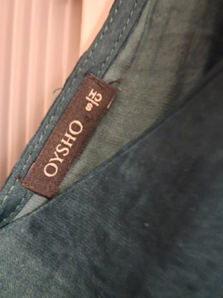 Blusa Oysho verde botella