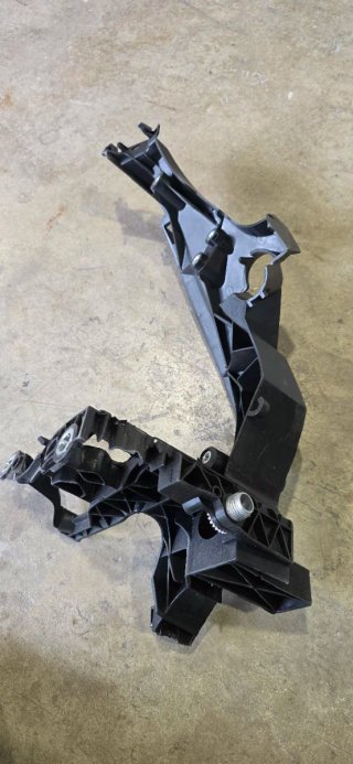 Soporte Faro Audi A4 B8 Restyling derecho
